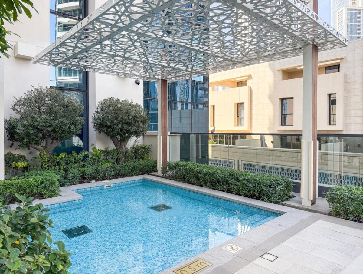 Apartment Lux 2br In Downtown Dxb