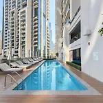 Lux 2Br Apt In Downtown Dxb
